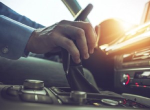 トランスミッションのオーバーヒート:主な症状、原因、および迅速な解決策 