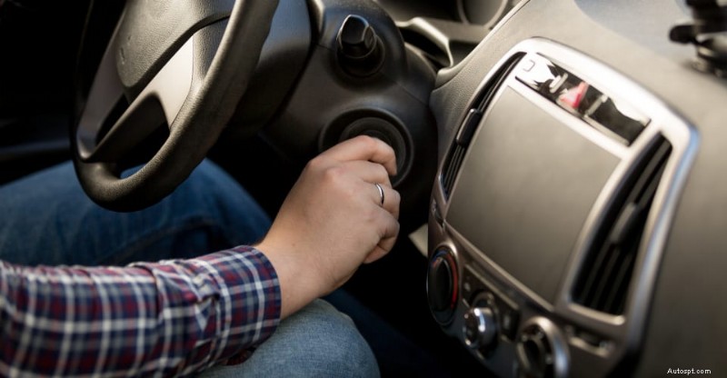 ラジオとライトが作動しているのに車が始動しない理由 — 診断と簡単な解決策 