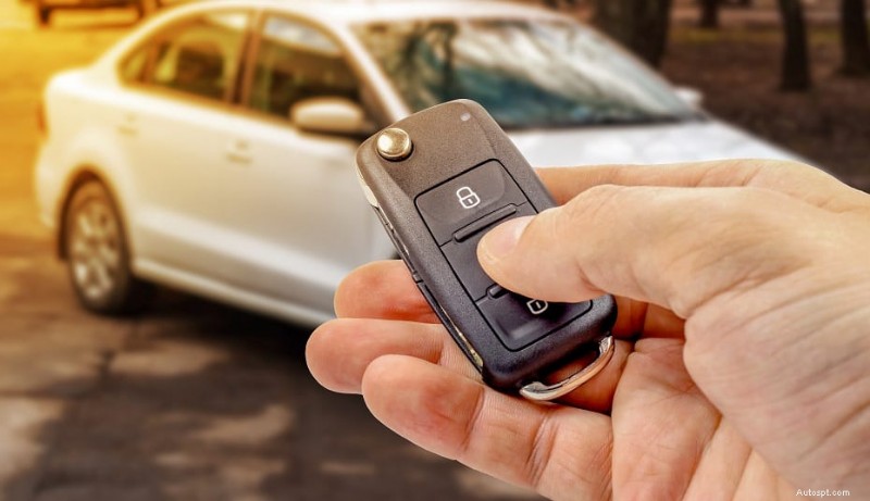 ラジオとライトが作動しているのに車が始動しない理由 — 診断と簡単な解決策 