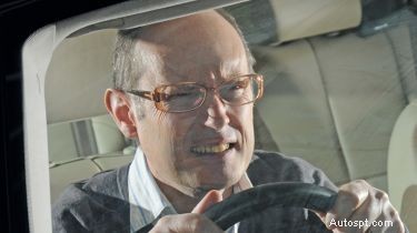 英国の運転視力基準:知っておくべきこと 