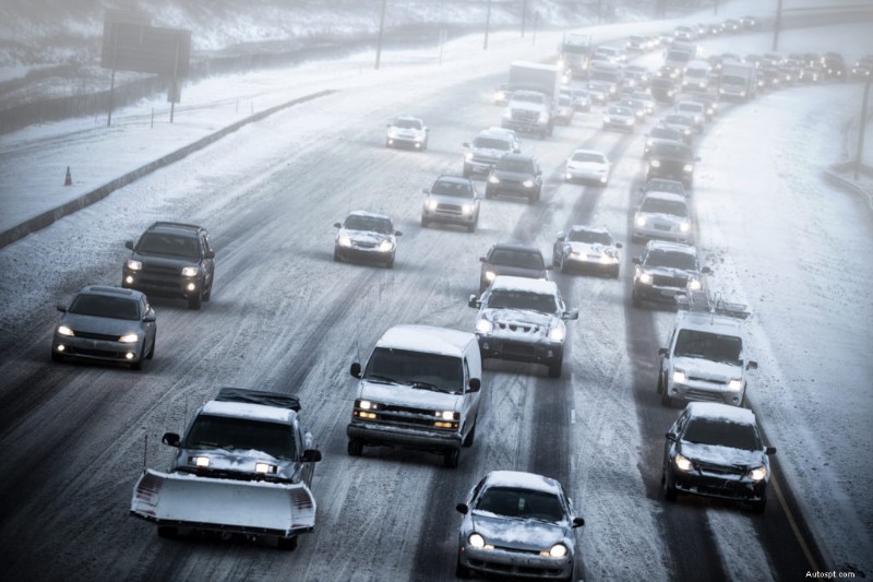 冬に車を暖める必要はありますか?専門家の指導 